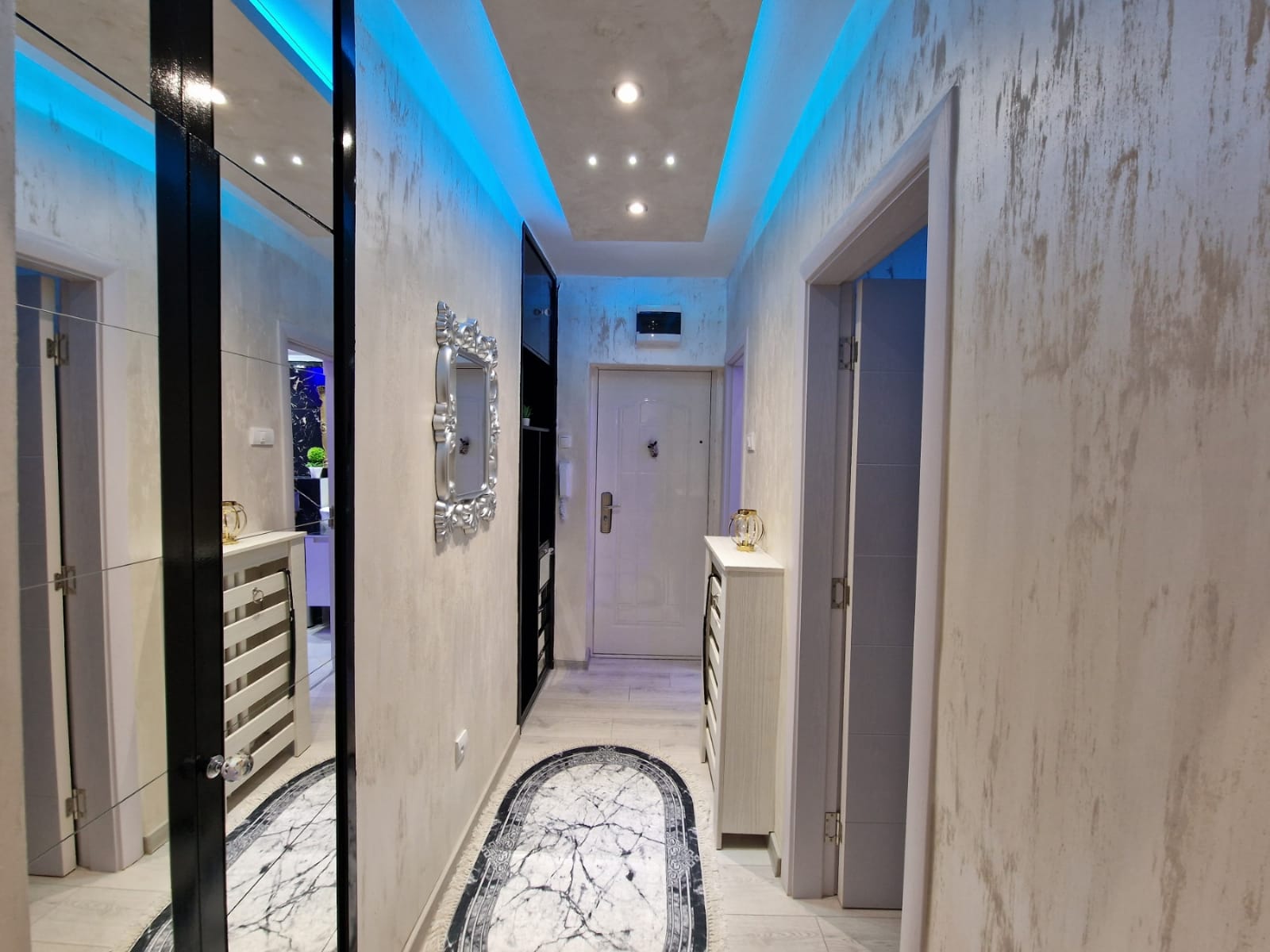 Mirror apartman thumbnail 28